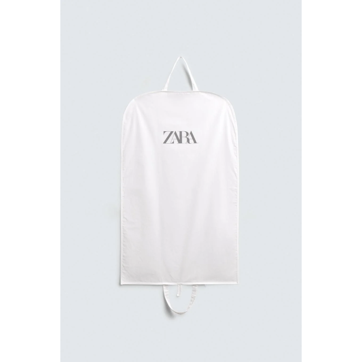 ЧЕХОЛ ДЛЯ КОСТЮМА