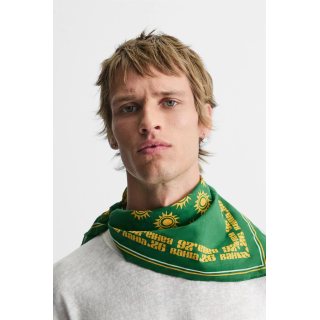 БАНДАНА С ГРАФИЧЕСКИМ ПРИНТОМ