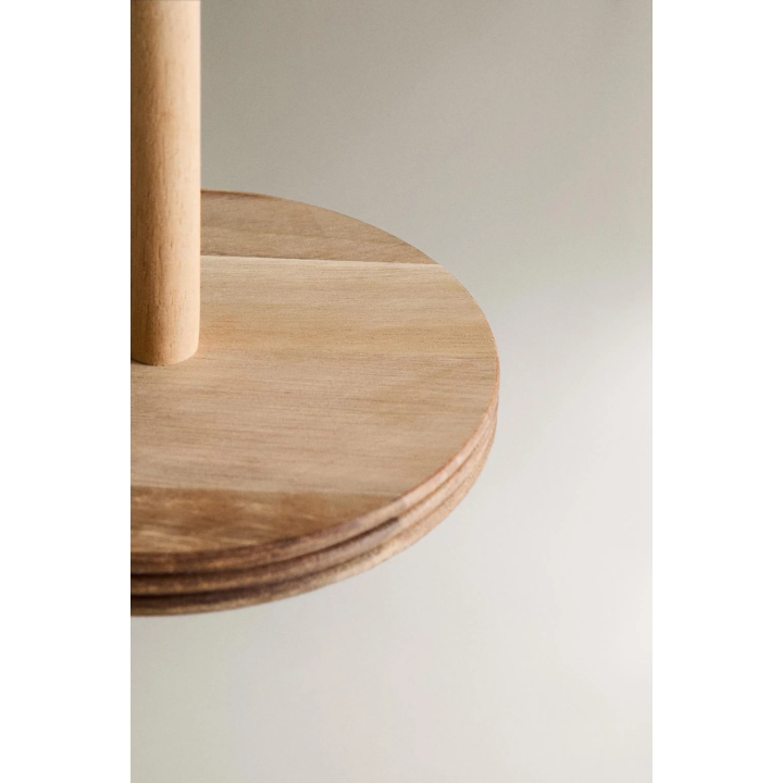 БАНДАНА С КОНТРАСТНОЙ ВЫШИВКОЙ