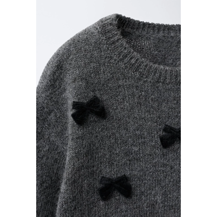 ВЯЗАНЫЙ ДЖЕРСИ С БАНТАМИ ФЛОК