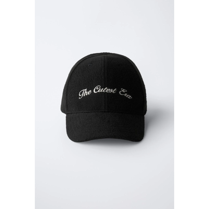 Кепка из фетра с завязкой