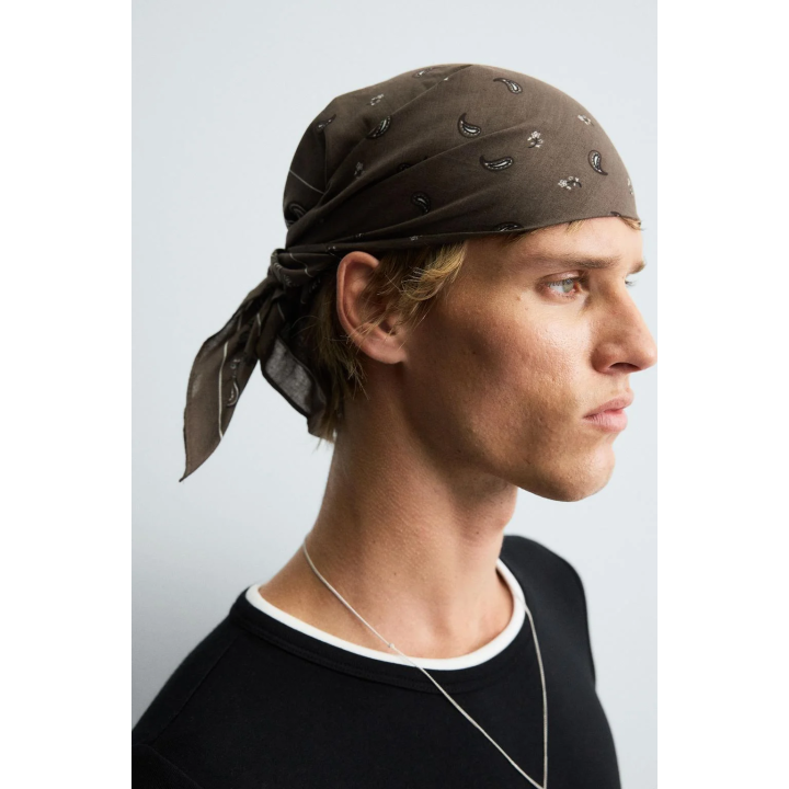 БАНДАНА С ПРИНТОМ ПЕЙСЛИ