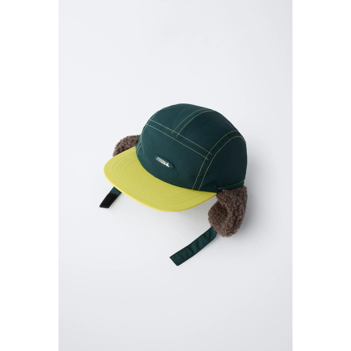 Кепка коллекции лыжной одежды из искусственного меха