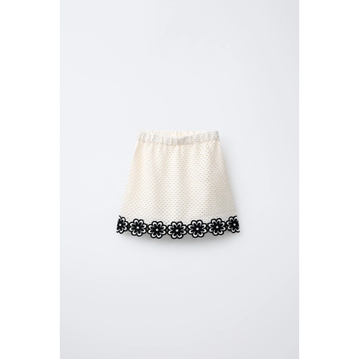 Юбка из вязанного крючком с кружевным узором