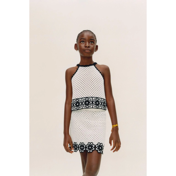 Юбка из вязанного крючком с кружевным узором