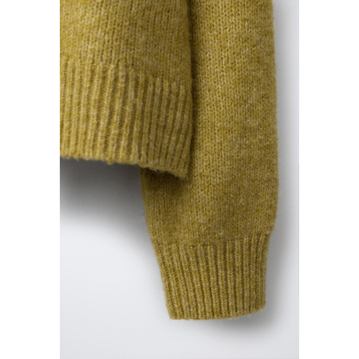 КАРДИГАН С ВЫШИВКОЙ ЦВЕТОВ