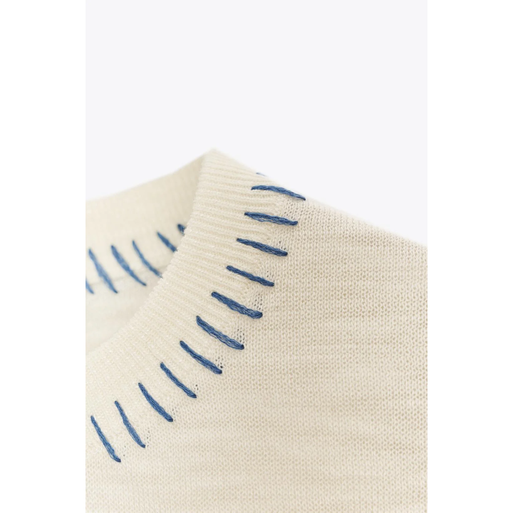 ТРИКОТАЖНЫЙ ТОП С КОНТРАСТНОЙ ОТДЕЛКОЙ