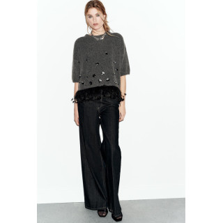 СВИТЕР ИЗ ШЕРСТИ С ПАЙЕТКАМИ И ПЕРЬЯМИ