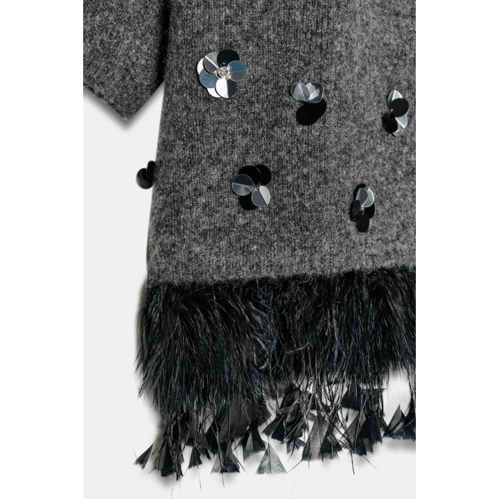 СВИТЕР ИЗ ШЕРСТИ С ПАЙЕТКАМИ И ПЕРЬЯМИ