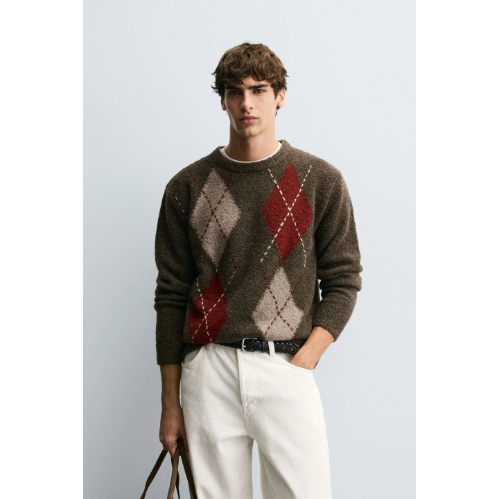 ЖАККАРДОВЫЙ СВИТЕР С РОМБАМИ