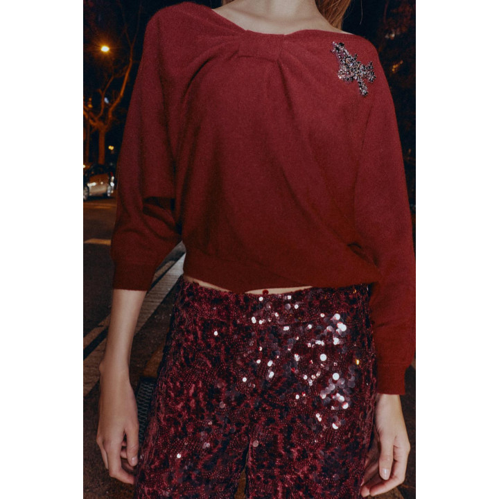 АСИММЕТРИЧНЫЙ СВИТЕР С ОТДЕЛКОЙ ИЗ СТРАЗ