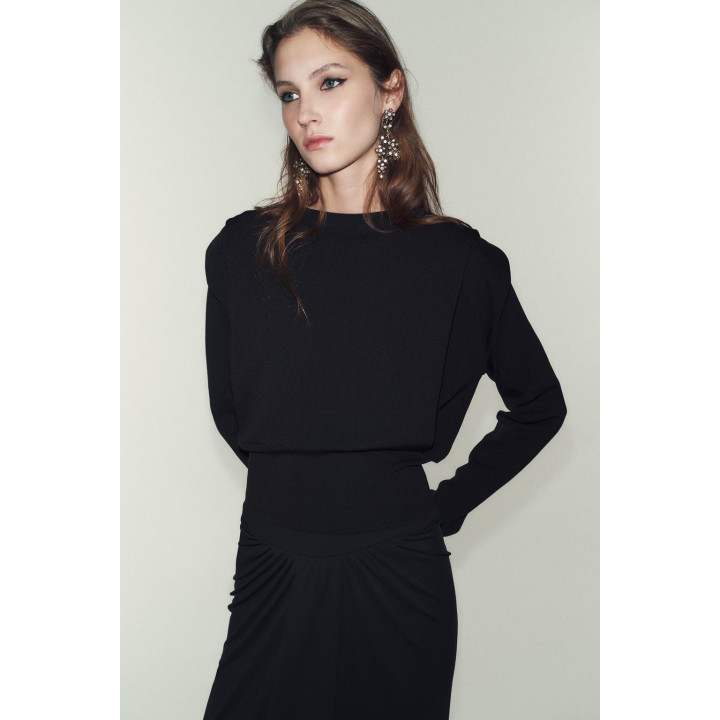 ТРИКОТАЖНЫЙ ТОП С ПОДПЛЕЧНИКАМИ