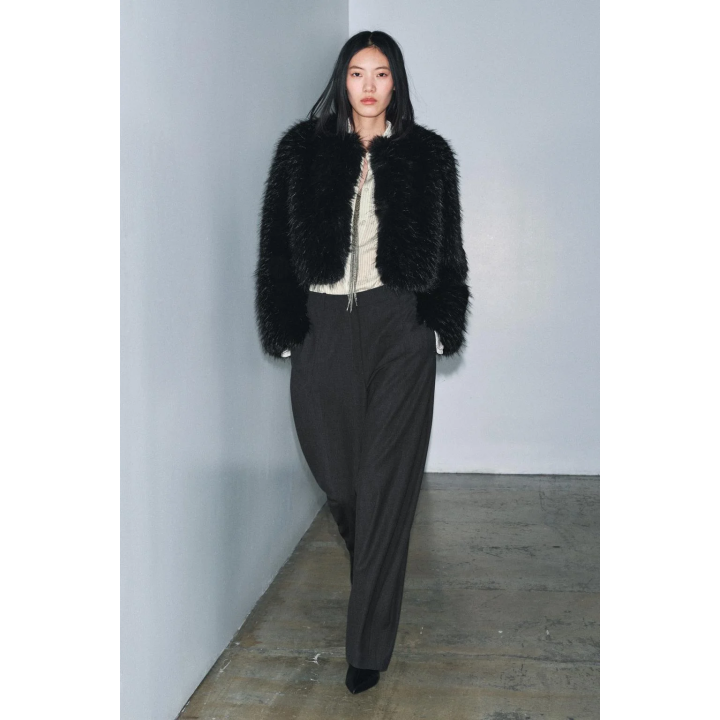 КУРТКА ИЗ ИСКУССТВЕННОГО МЕХА — ZW COLLECTION