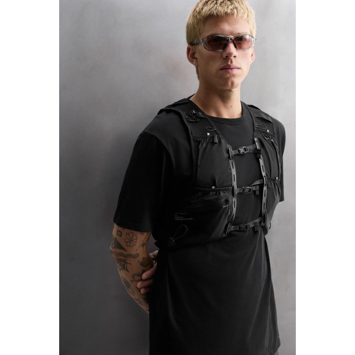 Технический спортивный жилет