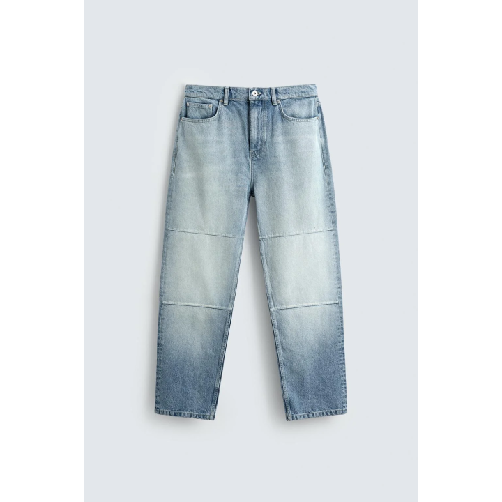 Джинсы прямого кроя с швами