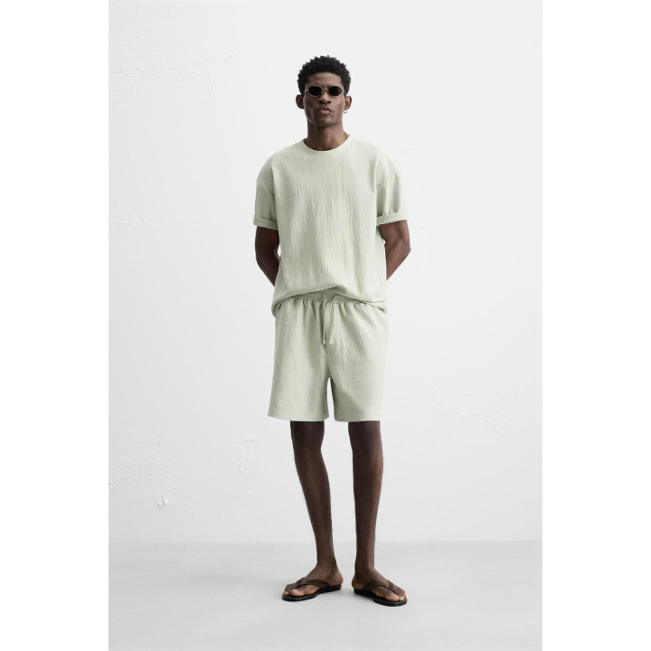 ШОРТЫ-ДЖОГГЕРЫ ИЗ РЕЛЬЕФНОЙ ТКАНИ