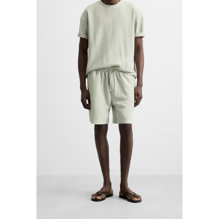 ШОРТЫ-ДЖОГГЕРЫ ИЗ РЕЛЬЕФНОЙ ТКАНИ