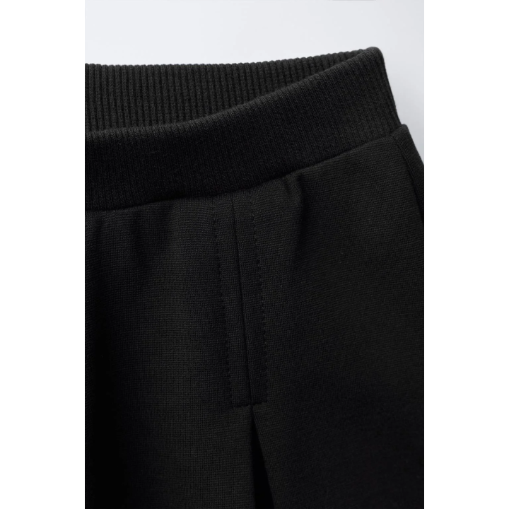 Шорты-юбка в стиле бермуд с эластичным поясом и деталями в виде коробочной складки