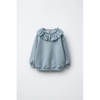 ТОЛСТОВКА С КРУГЛЫМ ВОРОТНИКОМ В ДЕРЕВЕНСКОМ СТИЛЕ