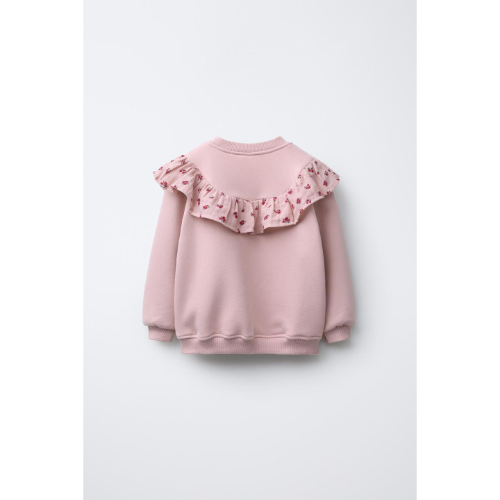 ТОЛСТОВКА С ВОЛАНАМИ И ЦВЕТОЧНЫМ ПРИНТОМ