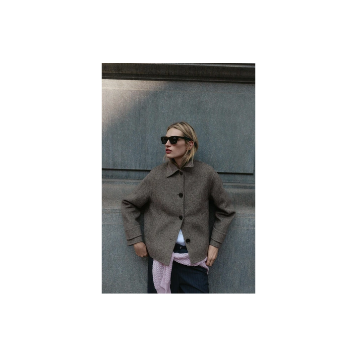 КОРОТКОЕ ПАЛЬТО В ЕЛОЧКУ