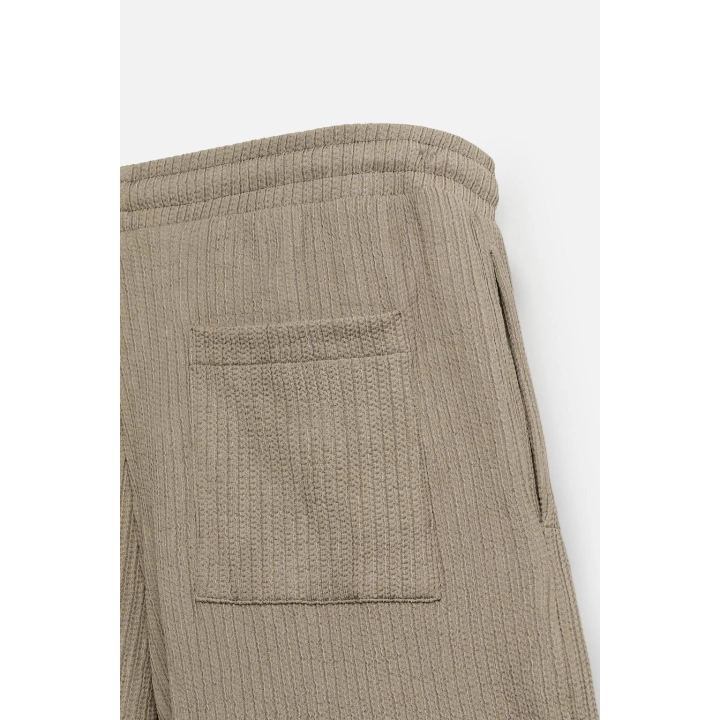 ШОРТЫ-БЕРМУДЫ С НЕОДНОРОДНОЙ ТЕКСТУРОЙ