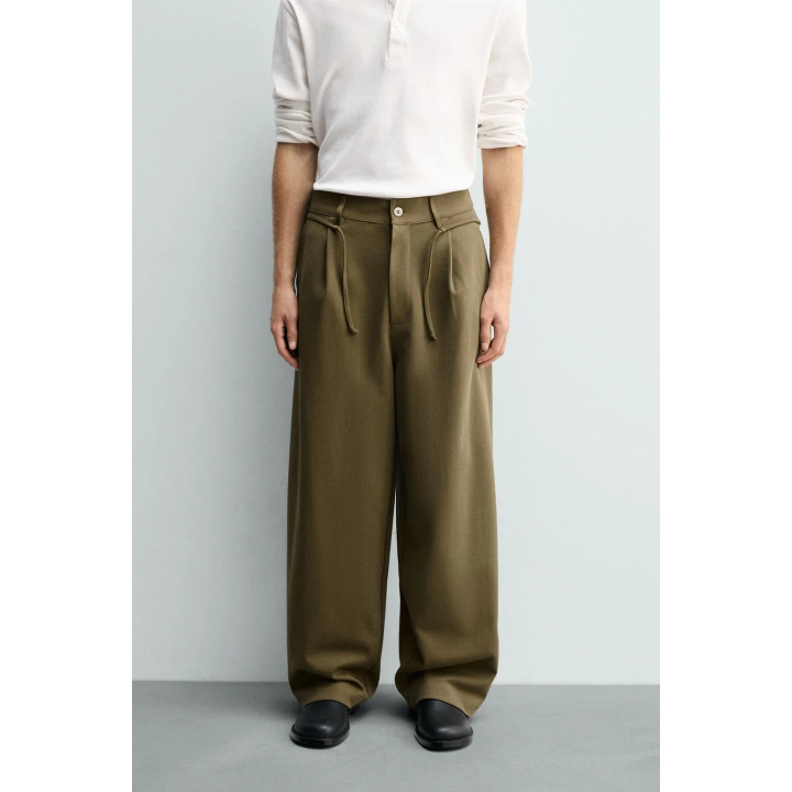 БРЮКИ С ЗАЩИПАМИ И ШНУРКОМ