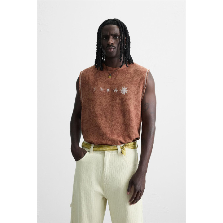 ТРИКОТАЖНАЯ МАЙКА С ЭФФЕКТОМ ПОТЕРТОСТИ