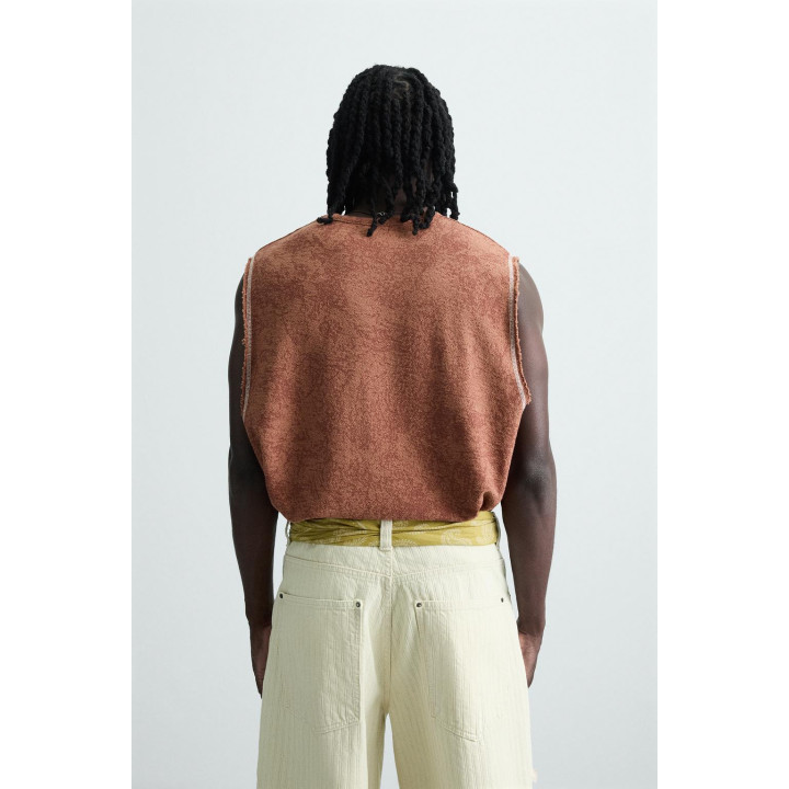 ТРИКОТАЖНАЯ МАЙКА С ЭФФЕКТОМ ПОТЕРТОСТИ