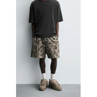 ШОРТЫ С АБСТРАКТНЫМ ПРИНТОМ