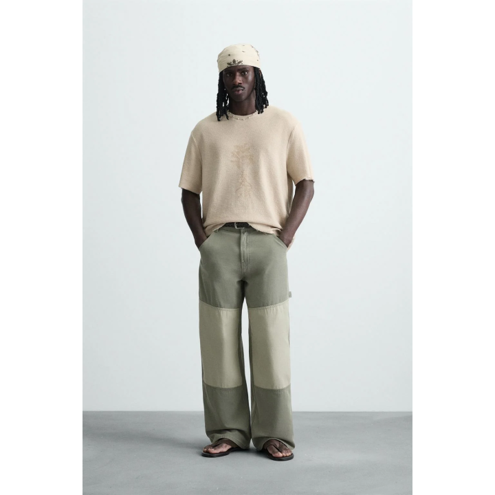 ТРИКОТАЖНАЯ ФУТБОЛКА С ПРИНТОМ-СПРЕЕМ