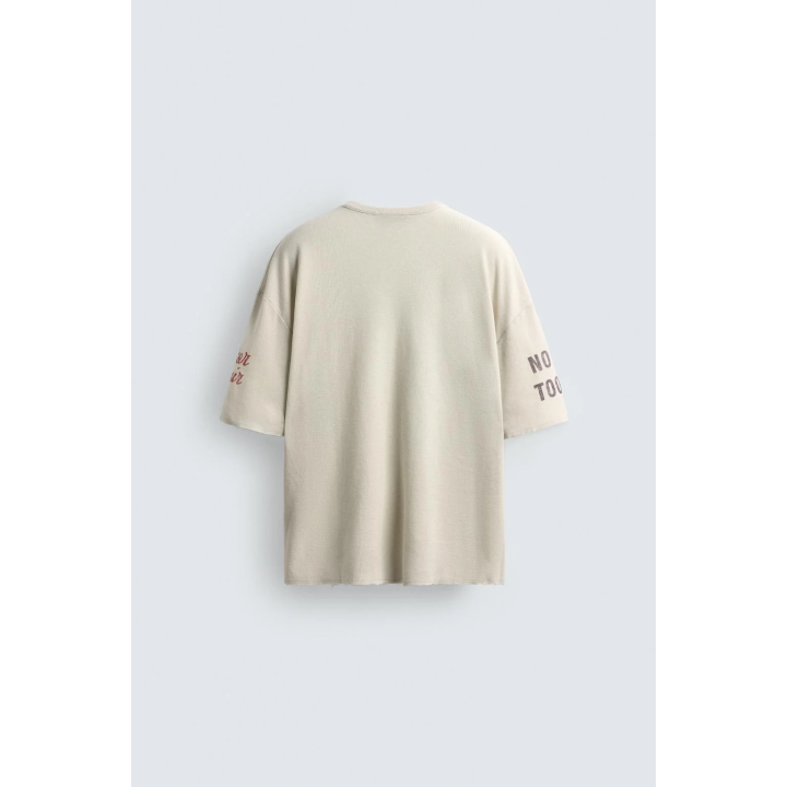 ТРИКОТАЖНАЯ ФУТБОЛКА С ПРИНТОМ И ЭФФЕКТОМ СТИРКИ