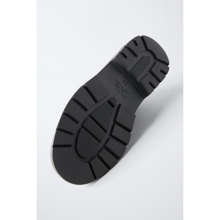 БОТИНКИ С ЭЛАСТИЧНОЙ ВСТАВКОЙ