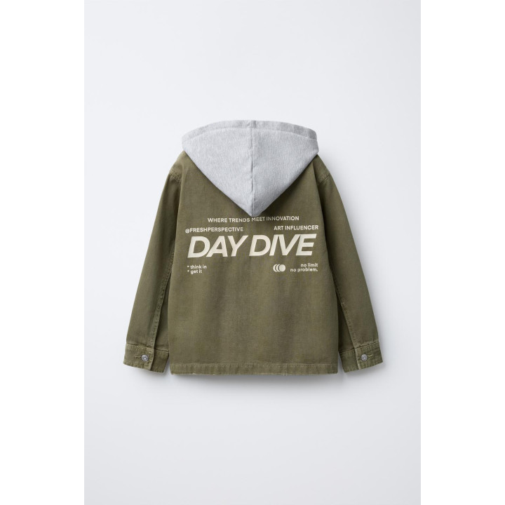 КУРТКА-РУБАШКА ИЗ ТВИЛА С ОТСТЕГИВАЮЩИМСЯ КАПЮШОНОМ