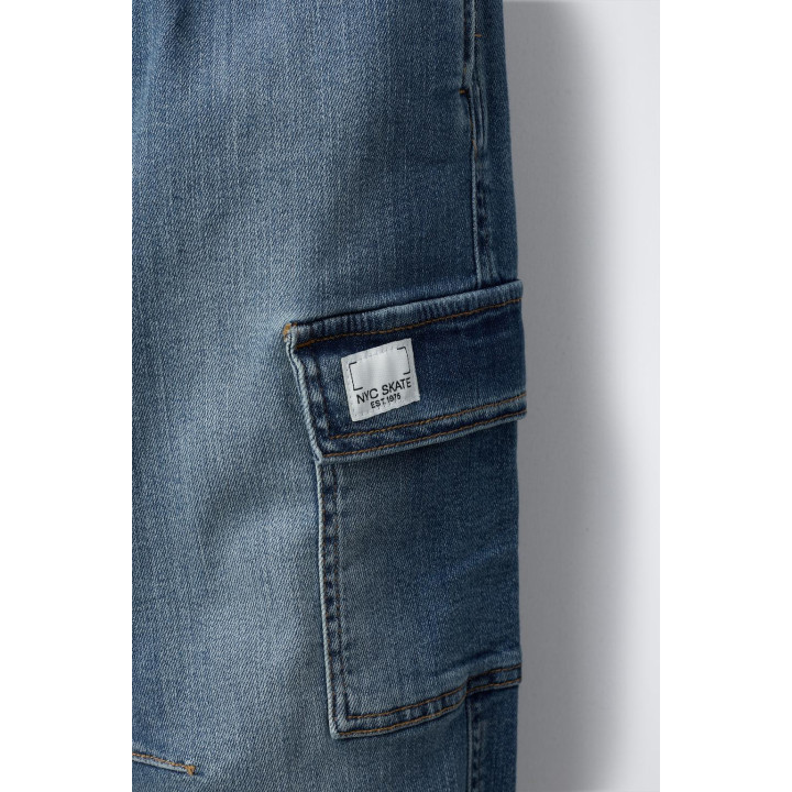 Джоггеры-карго из денима