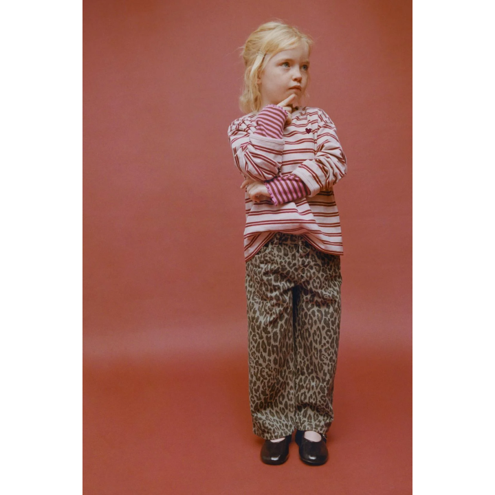 БРЮКИ ИЗ САРЖИ С АНИМАЛИСТИЧЕСКИМ ПРИНТОМ