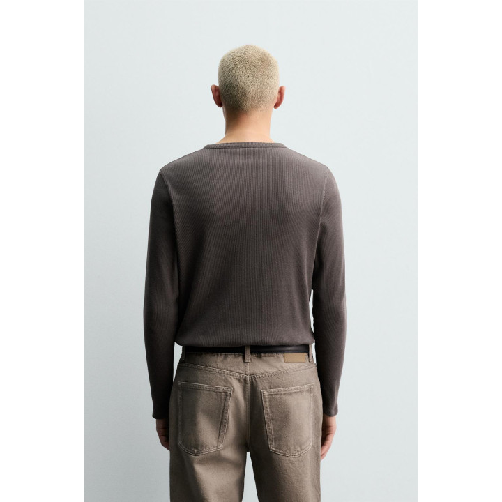 Футболка с воротником-стойкой из хлопка и конопли