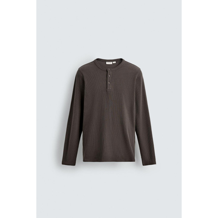 Футболка с воротником-стойкой из хлопка и конопли