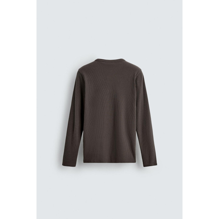 Футболка с воротником-стойкой из хлопка и конопли