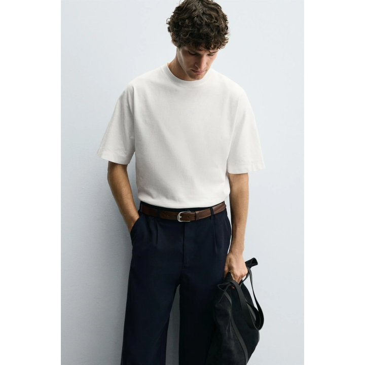 ТЯЖЕЛОВЕСНАЯ ФУТБОЛКА С ЭФФЕКТОМ ПОТЕРТОСТИ