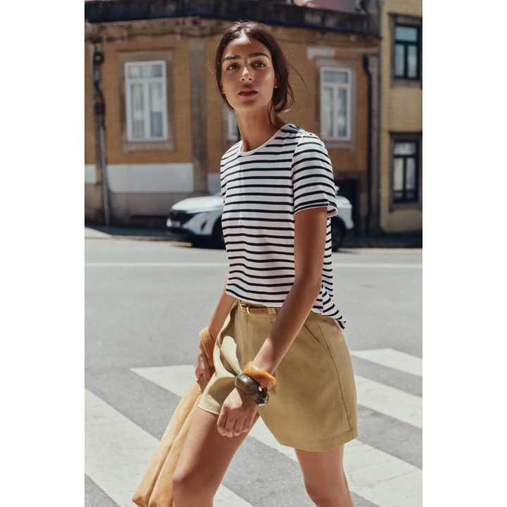 ФУТБОЛКА ИЗ ТКАНИ С ЭФФЕКТОМ ПОТЕРТОСТИ