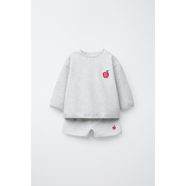 APPLE PATCH SWEATSHIRT AND BERMUDA SHORTS SET