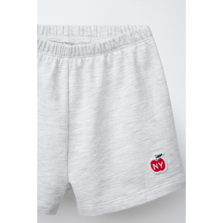 APPLE PATCH SWEATSHIRT AND BERMUDA SHORTS SET