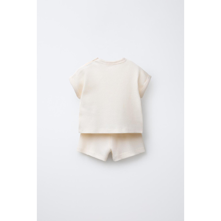 КОМПЛЕКТ ИЗ ФУТБОЛКИ И ШОРТОВ-БЕРМУДОВ ВАФЕЛЬНОЙ ТЕКСТУРЫ