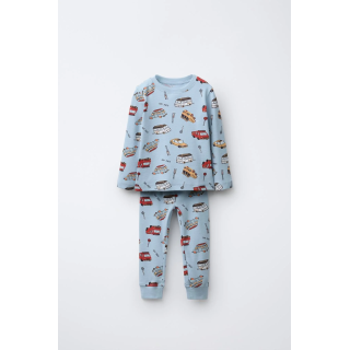 2-6 ЛЕТ/ПИЖАМА С ПРИНТОМ «МАШИНКИ»