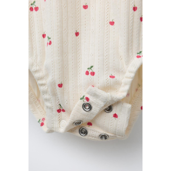 Комплект боди с принтом черешни и леггинсы