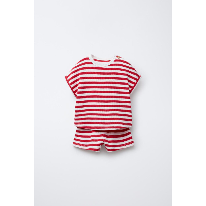 КОМПЛЕКТ ИЗ ФУТБОЛКИ И ШОРТОВ В ПОЛОСКУ ВАФЕЛЬНОЙ ТЕКСТУРЫ