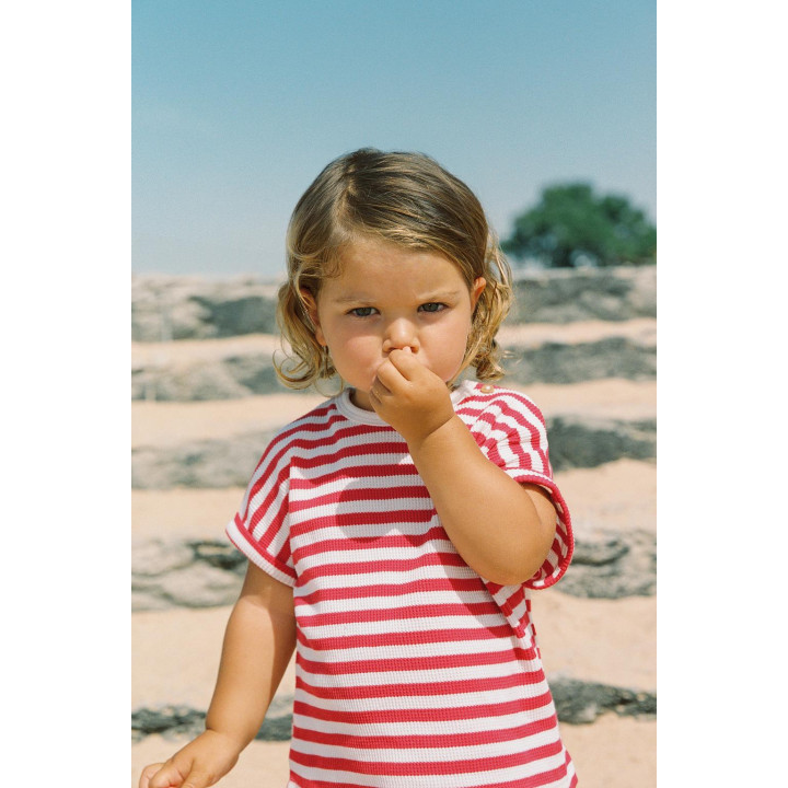 КОМПЛЕКТ ИЗ ФУТБОЛКИ И ШОРТОВ В ПОЛОСКУ ВАФЕЛЬНОЙ ТЕКСТУРЫ