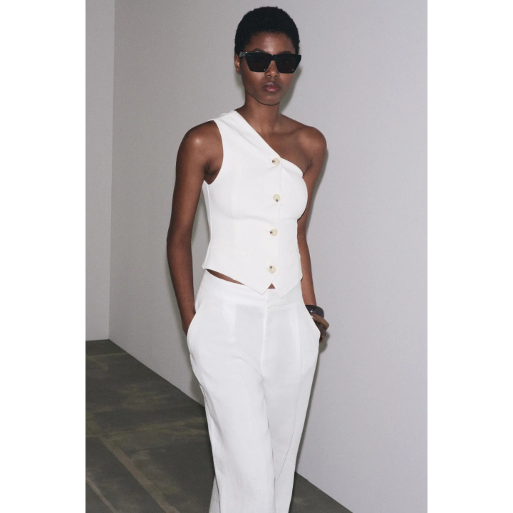 АСИММЕТРИЧНЫЙ ТОП-ЖИЛЕТ ИЗ ИНТЕРЛОКА