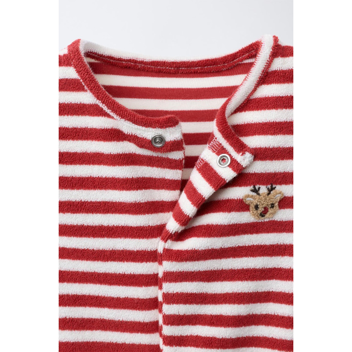 КОМБИНЕЗОН И ШАПОЧКА С ПОМПОНОМ И ПОЛОСКАМИ